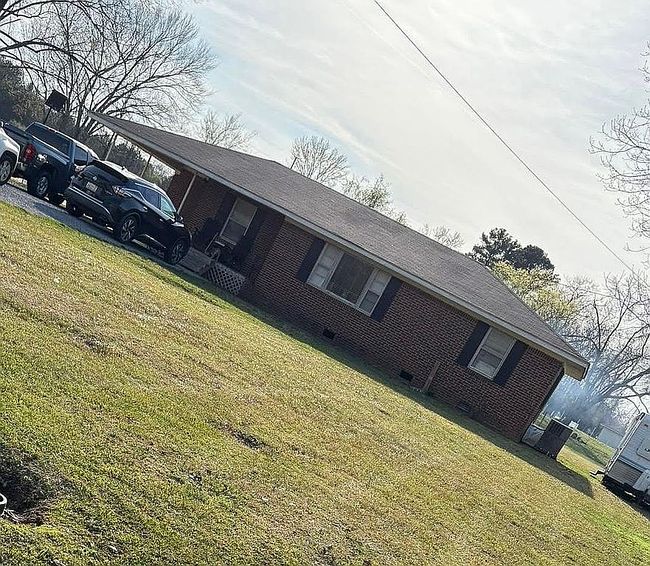 Image of 16051 Parker Rd