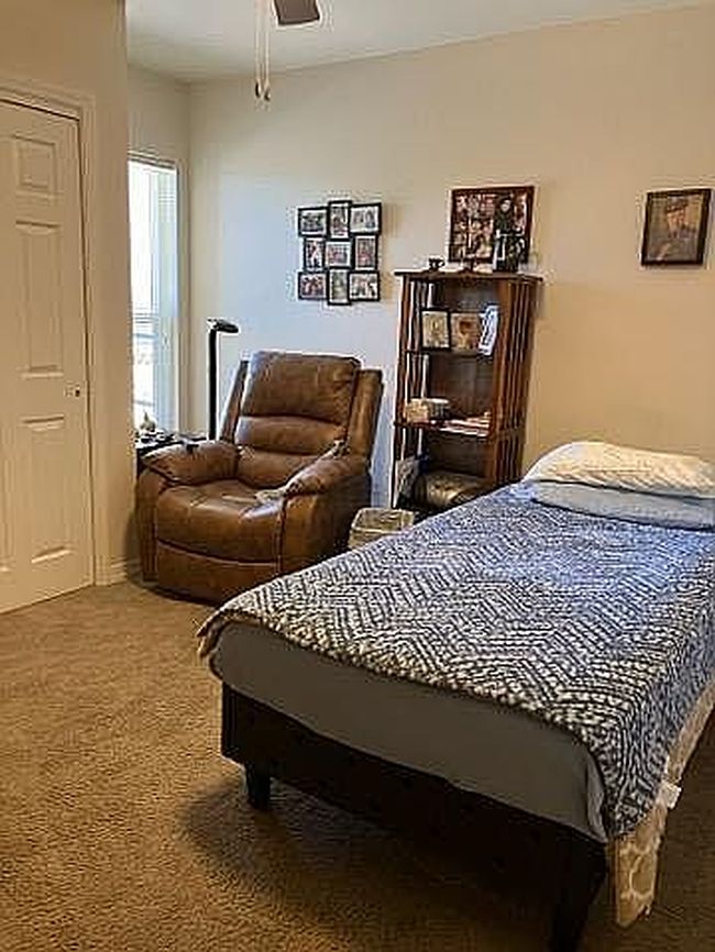 Photo of 5701 W Chestnut Ave Apt 9, Yakima, WA