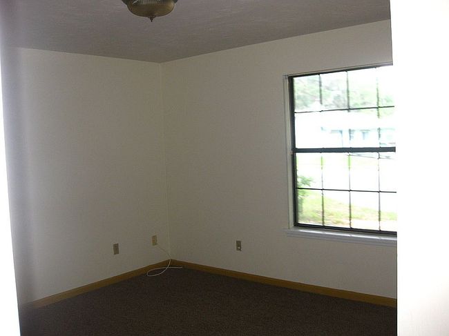 Additional photo 4 of property located at 1414 Abbeywood Ln