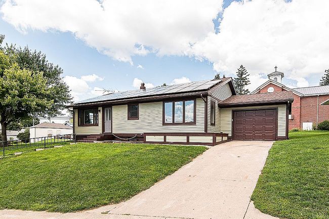 Image of 101 1st St Se