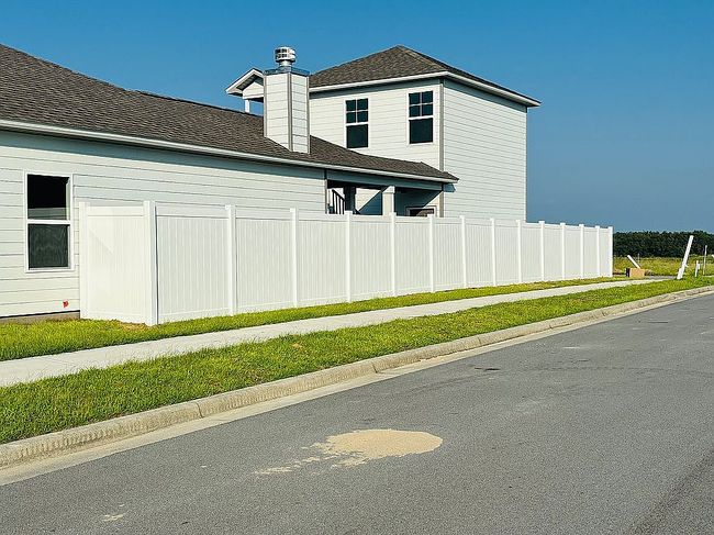 Image of 400 Arrowwood Blvd