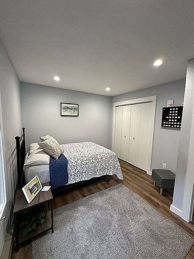 Photo of 8 Laurel Brook Dr, Oakland, MD