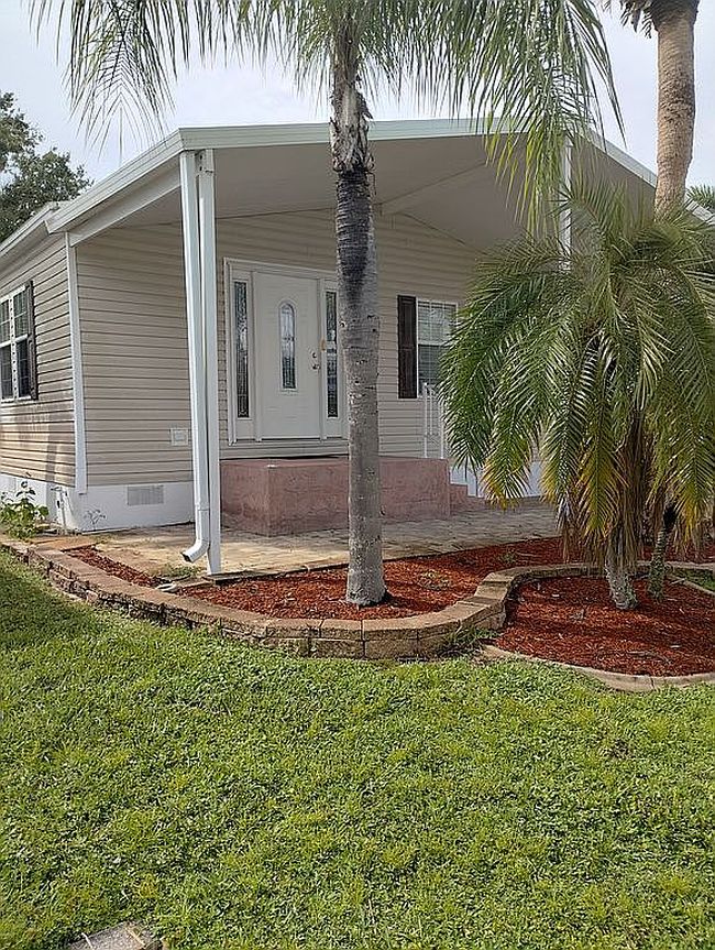 Photo of 206 Beaver Cres, Port Charlotte, FL