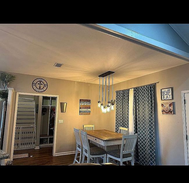 Image of 403 Whitetail Ln