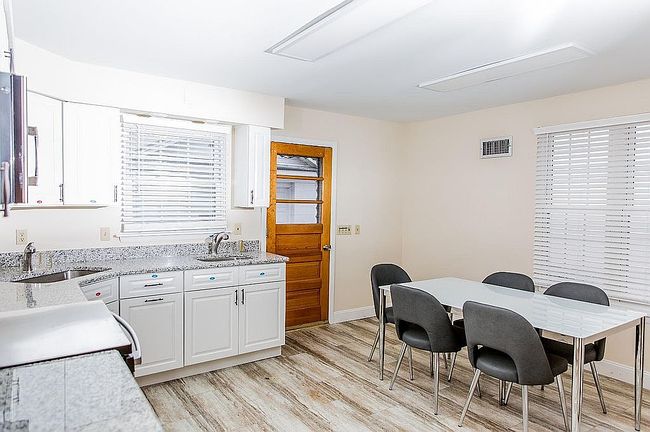 Image of 144 S Dawes Ave