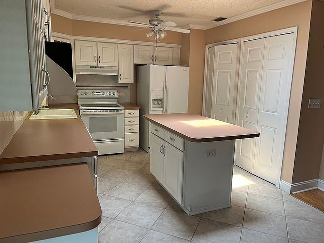 Image of 4986 Harvey Grant Rd