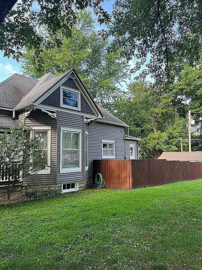 Photo of 506 S Quincy Ave, Sedalia, MO