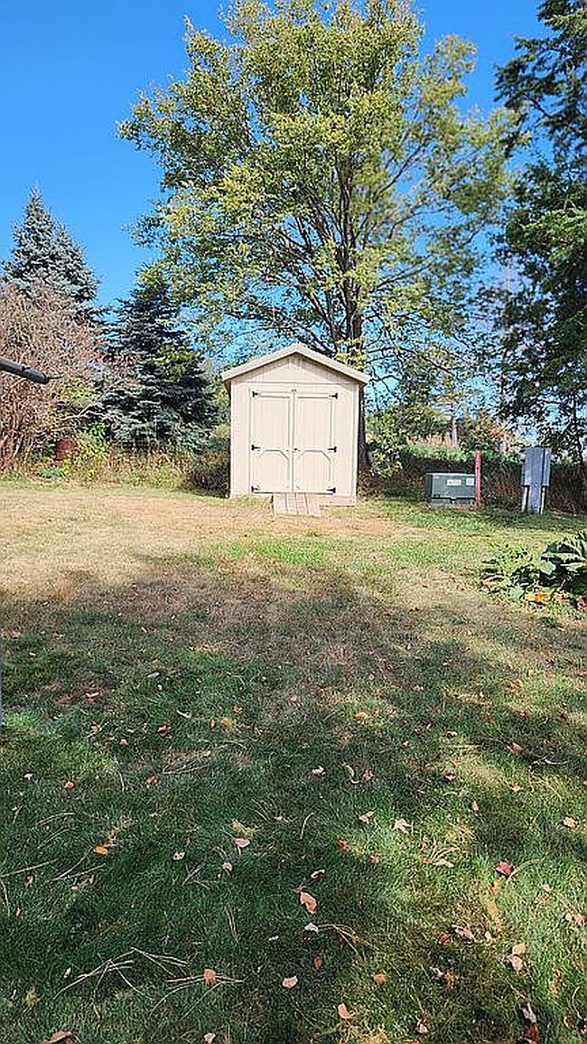 Image of 1702 Vista Dr