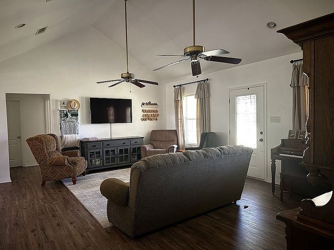Additional photo 1 of property located at 55049 Highway 1054