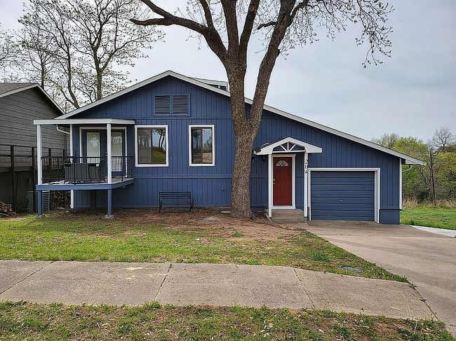 Image of 204 Pineview