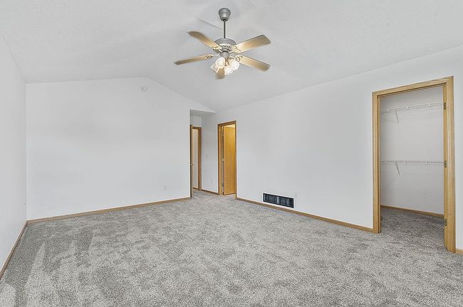 Photo of 1709 Randall Dr, Solon, IA
