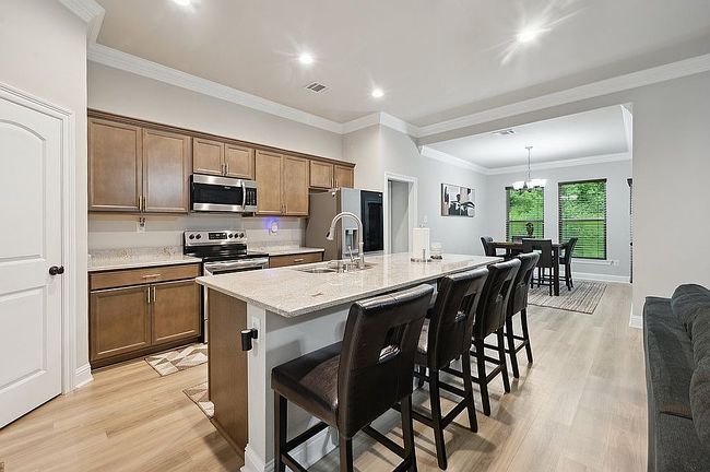Preview of property located at 840 Palmetto Point Dr