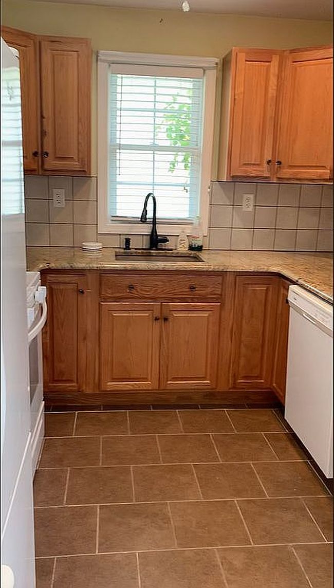 Photo of 313 Alabama Ave, Toms River, NJ