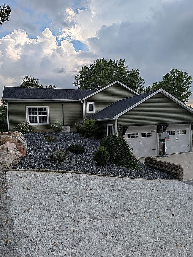 Photo of 53765 County Road 35, Middlebury, IN