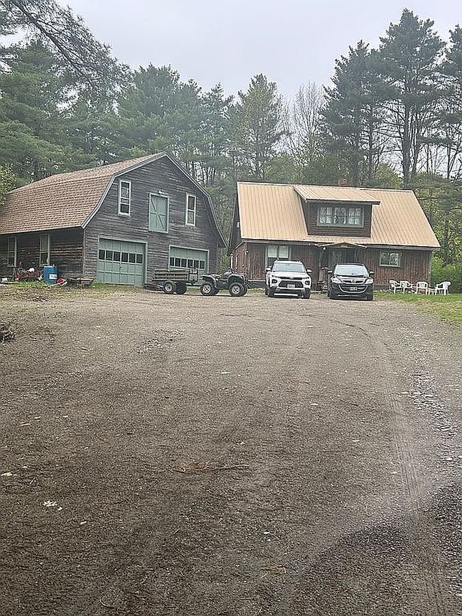 Photo of 616 Center Rd, Garland, ME