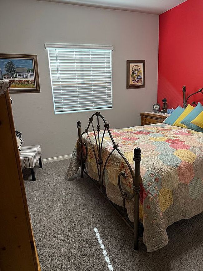 Additional photo 3 of property located at 7606 W Diablo Dr