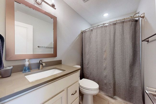 Photo of 1904 E 70th St N, Sioux Falls, SD