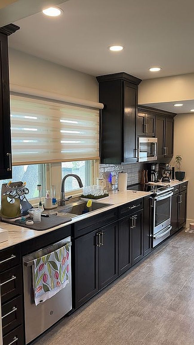 Additional photo 3 of property located at 809 13th St