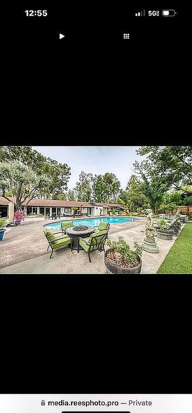 Image of 5072 N Van Ness Blvd