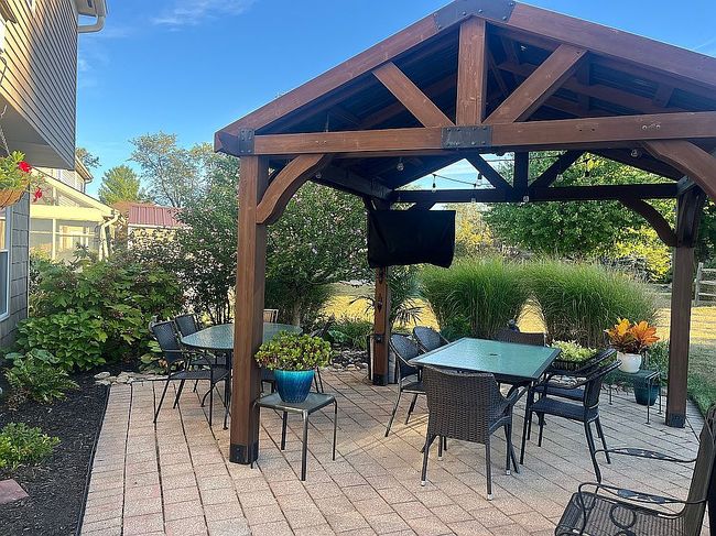 Image of 303 Town Square Cir