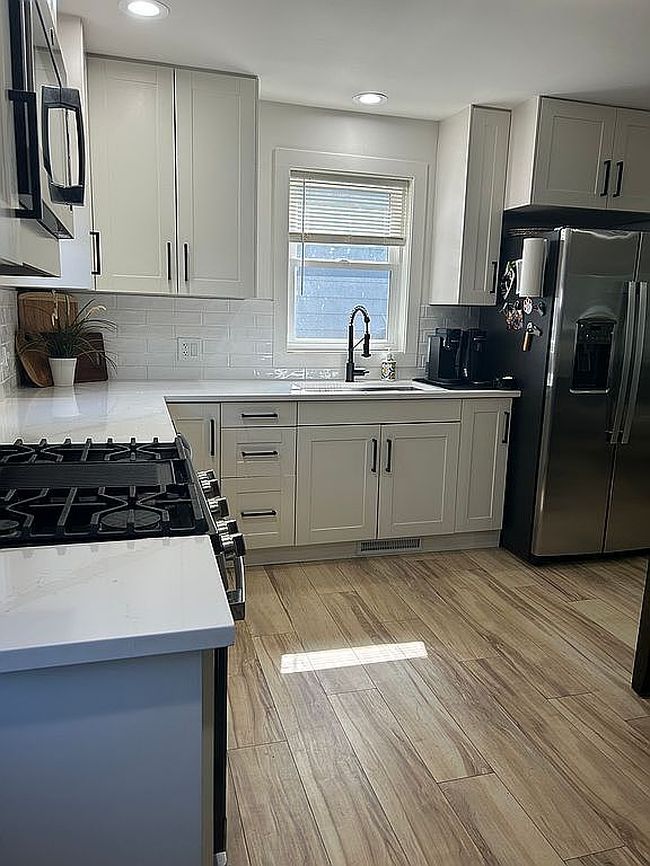 Photo of 636 Chicago Ave, Downers Grove, IL