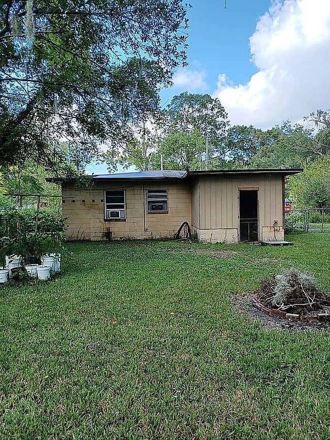 Image of 3512 Broadway Ave