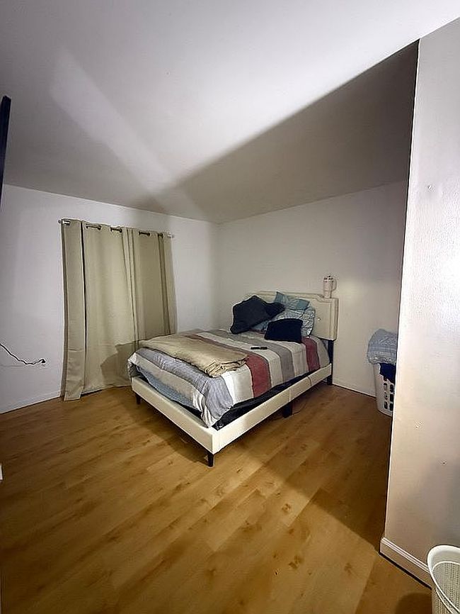 Image of 43 Komonchak Cir