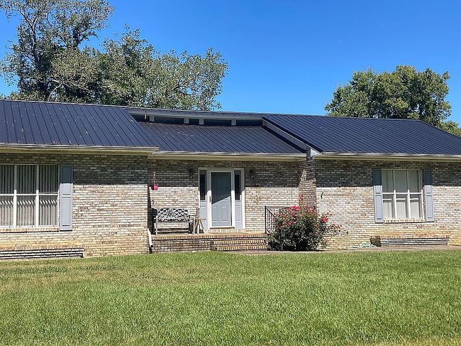 Photo of 1308 Burger Cir, Gadsden, AL