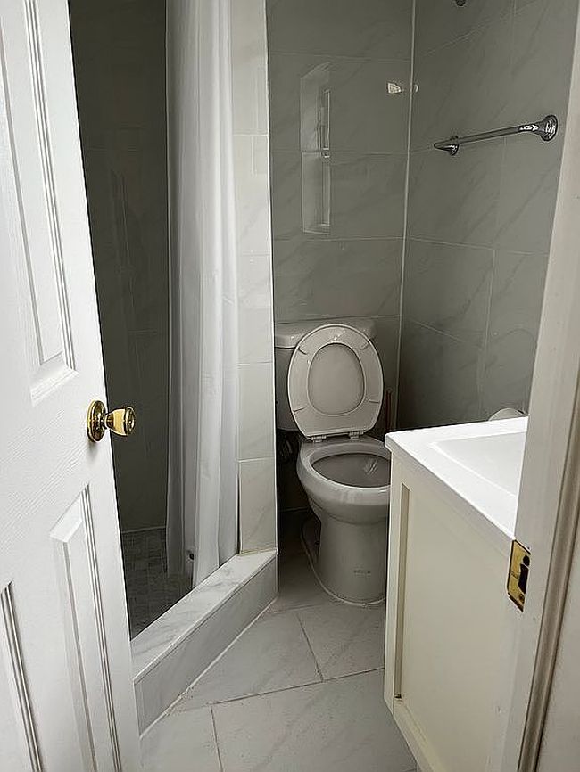 Photo of 1830 124th St, Flushing, NY
