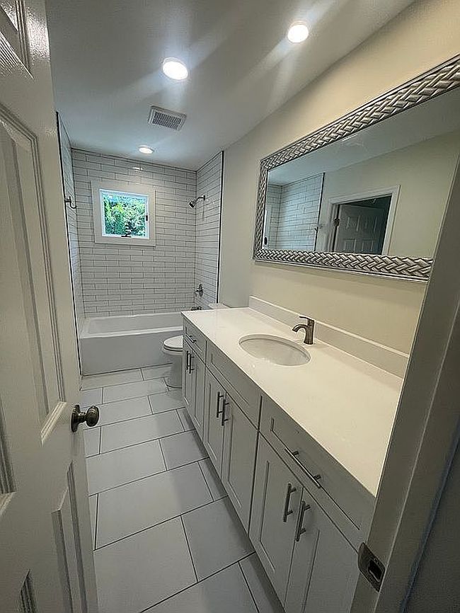 Photo of 22 Brian Dr, East Islip, NY