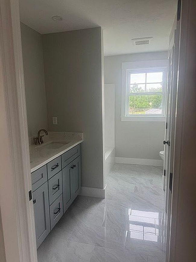 Photo of 9 Ariana Cir, Milford, MA