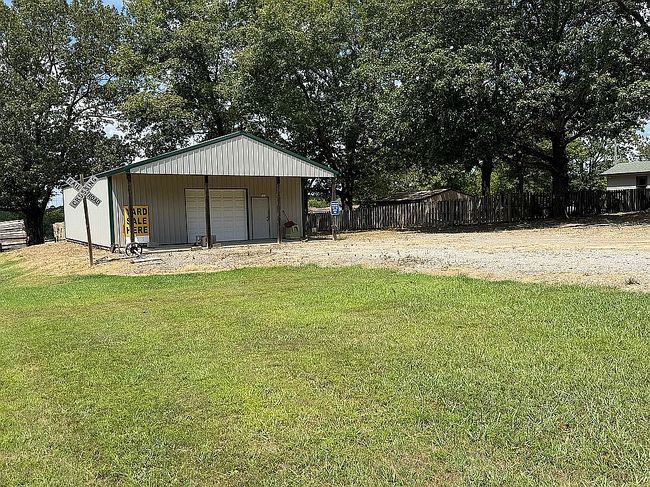 Photo of 1835 Heber Springs Rd N, Tumbling Shoals, AR