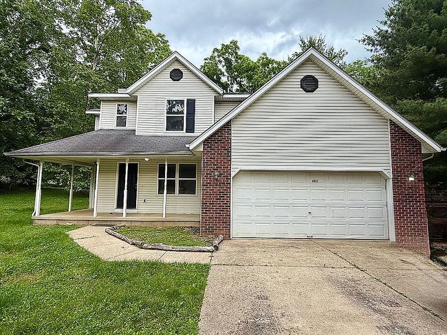 Photo of 1037 E Emery Ct