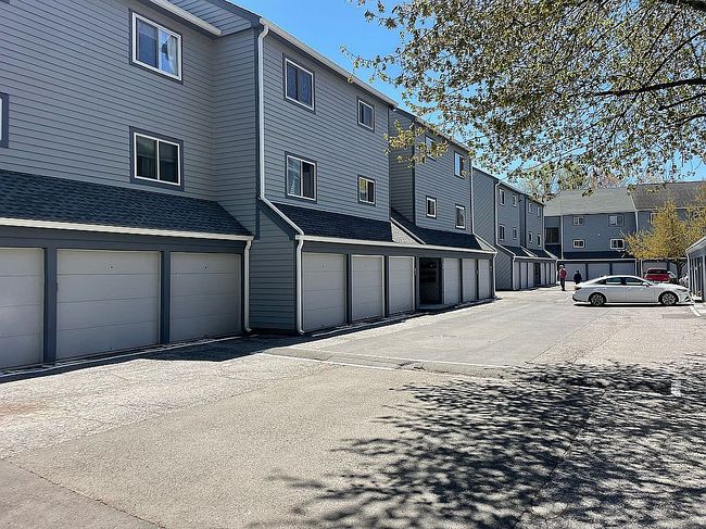 Image of 267 W Cedar St #B-1