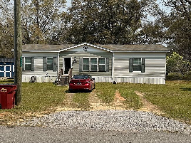 Photo of 5043 Bone Creek Rd, Holt, FL