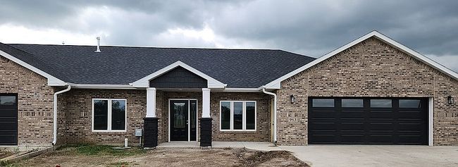 Photo of 963 Thomas Dr, Centerville, SD