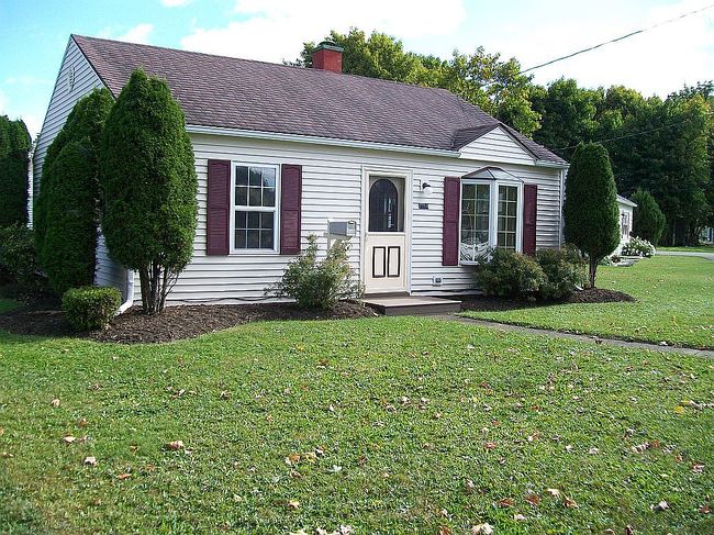 Preview of property located at 2094 Grand Central Ave