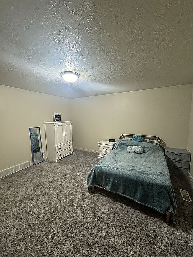 Image of 564 Pheasant Ridge Dr Apt A