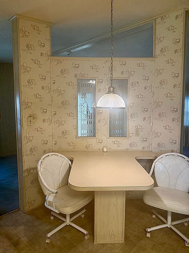 Photo of 3053 Artesian Ln, North Fort Myers, FL
