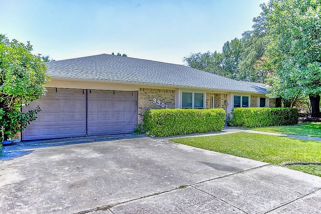 Photo of 9901 Ivy Leaf Ln, Fort Worth, TX
