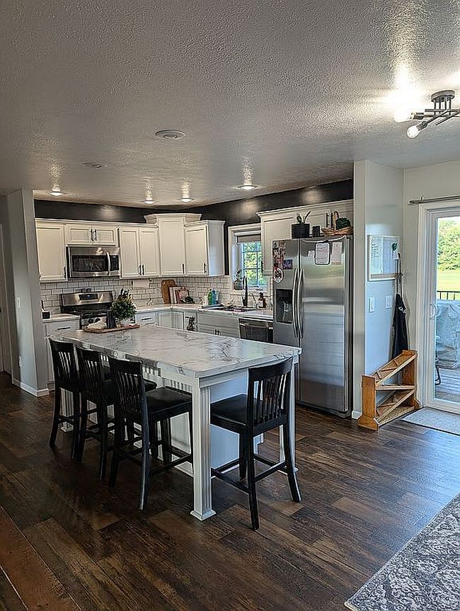 Photo of 53765 County Road 35, Middlebury, IN