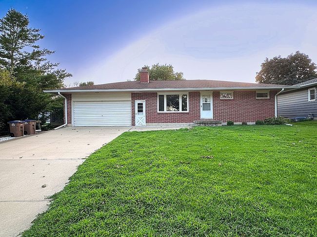 Photo of 709 7th Ave Nw, Independence, IA