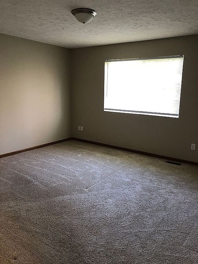 Image of 902 Carriage Dr
