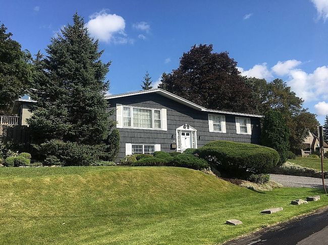 Preview of property located at 111 Sunnyside Rd