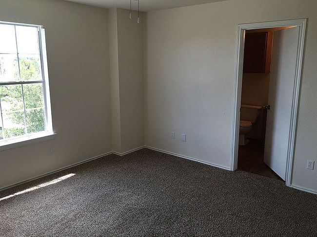 Photo of 13116 Briarcreek Loop, Manor, TX
