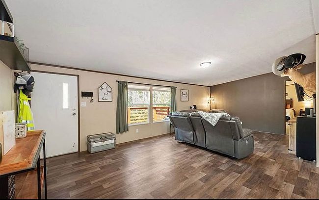Preview of property located at 18674 New Prue Rd