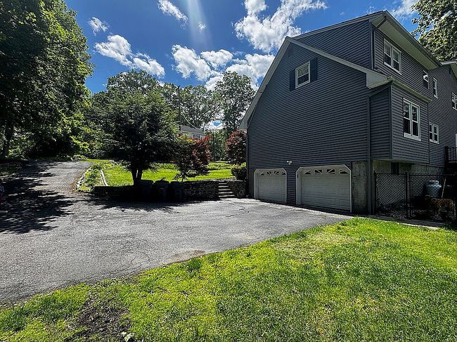 Photo of 50 Edgewood Dr, Central Valley, NY