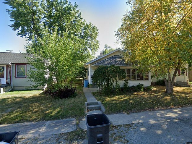 Image of 2025 Carlton Ave