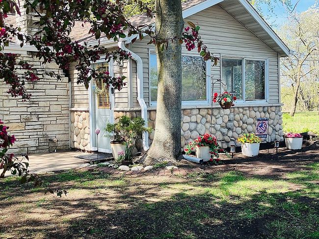 Image of 25036 Prophet Rd
