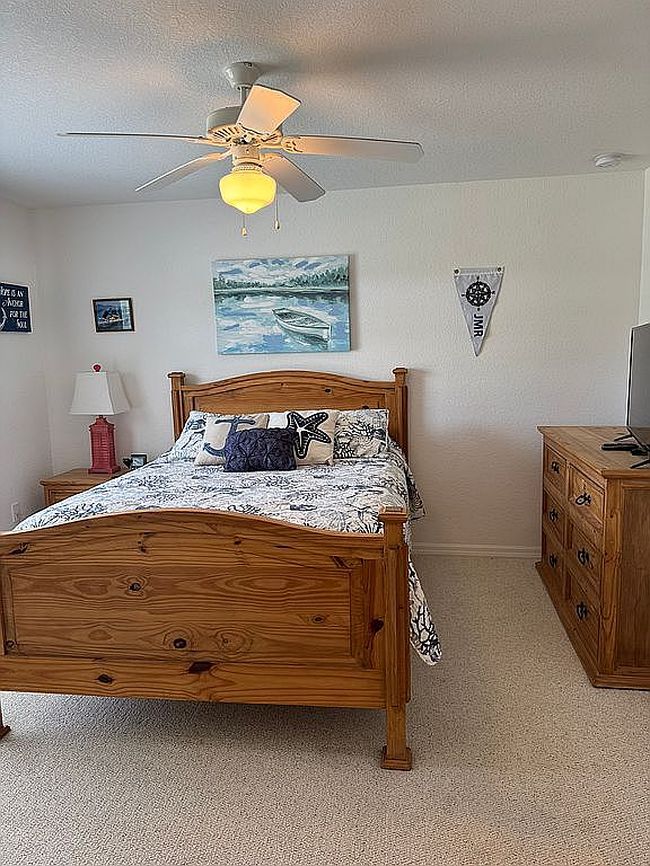 Image of 460 Encarnacion St